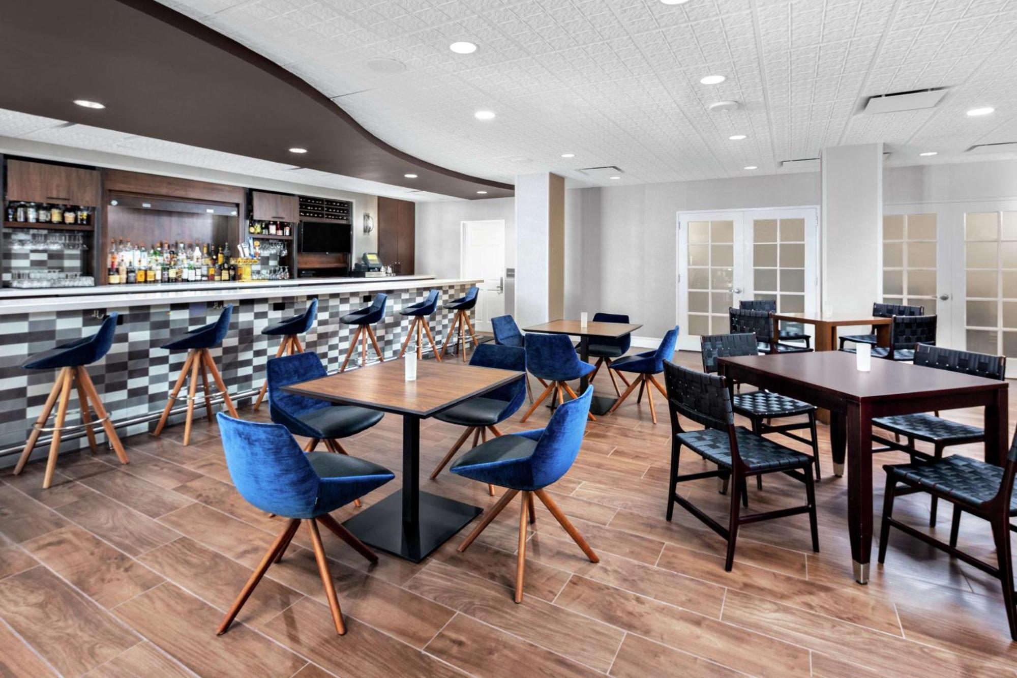 Hilton Garden San Francisco/oakland Bay Bridge 3*